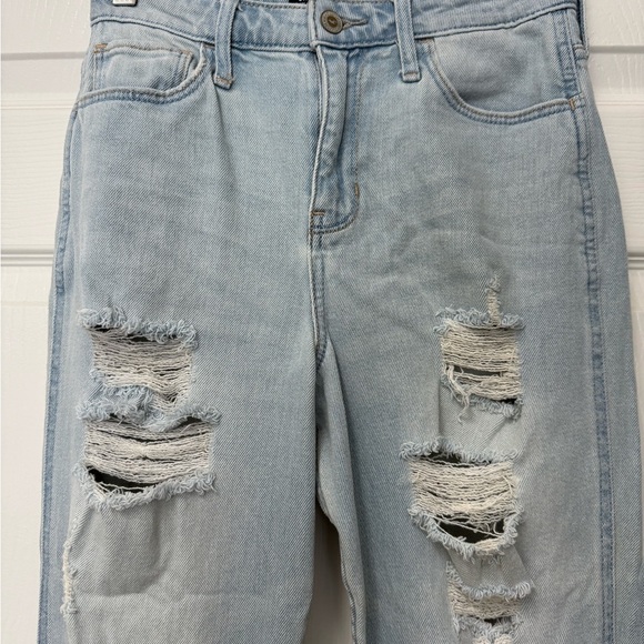 Hollister Women’s Ultra High-Rise Mom Distressed Vintage Stretch Jeans Size 26 - Picture 2 of 12